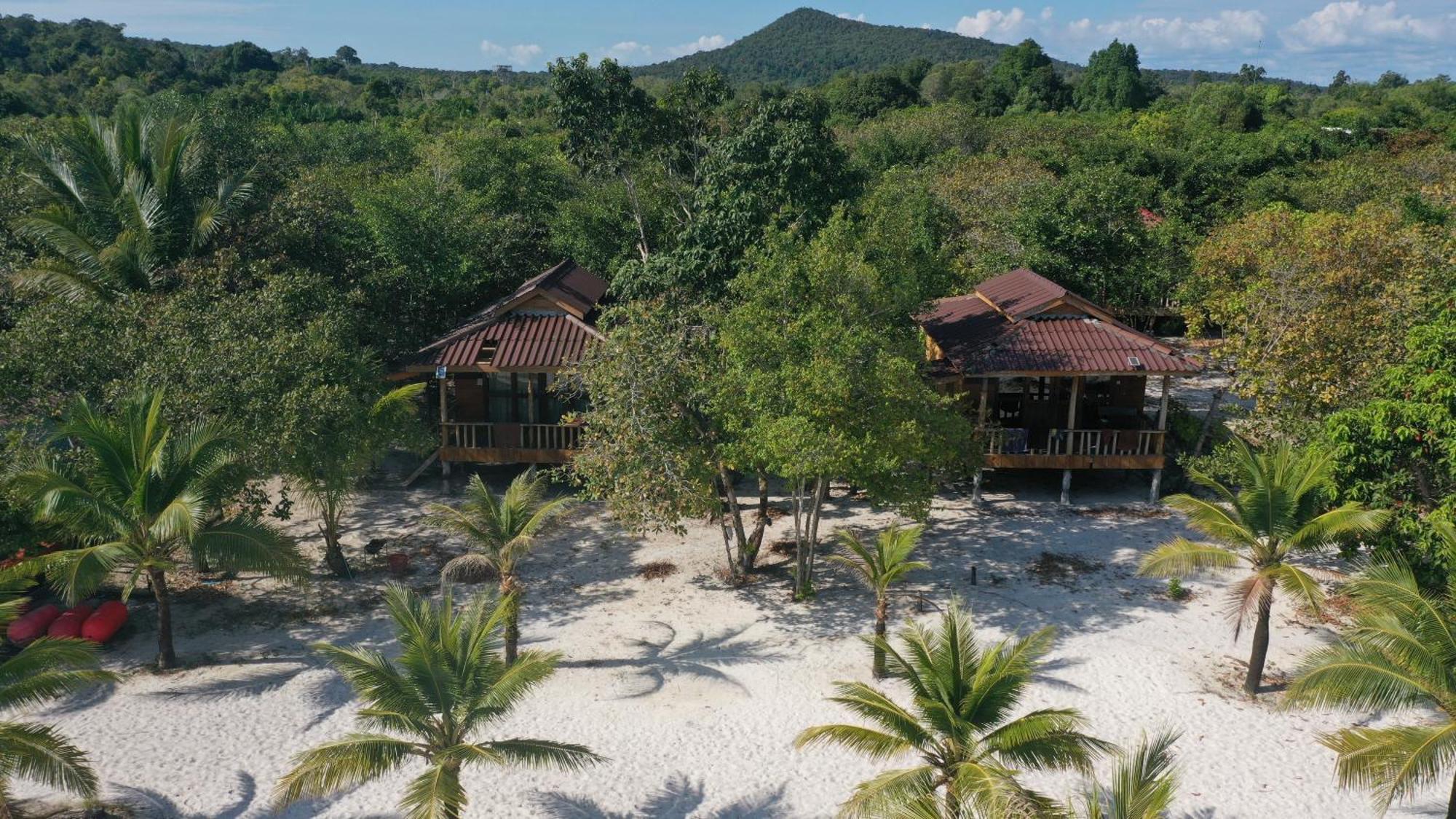 A Pousada Rafikis Koh Rong Island Exterior foto