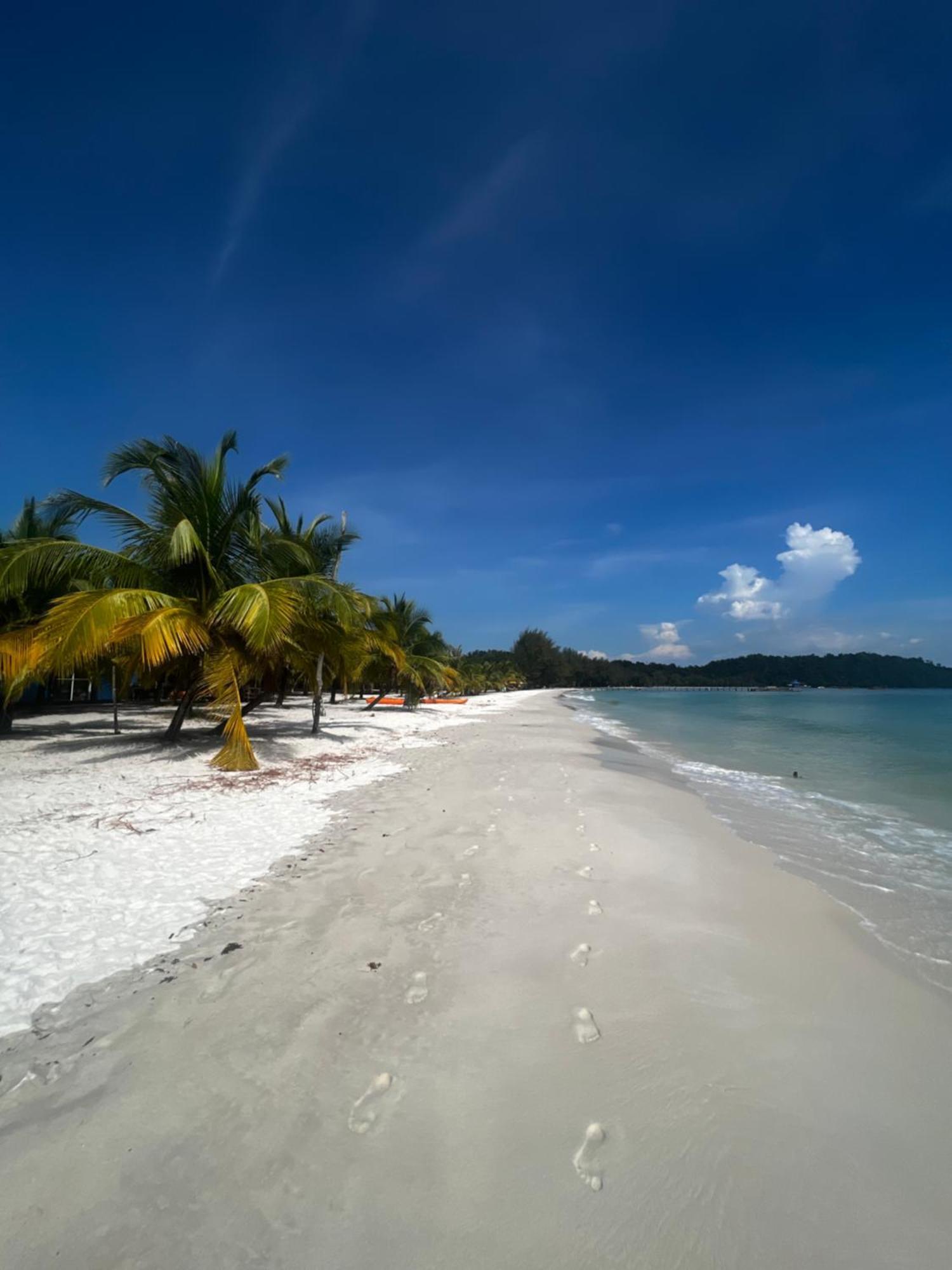 A Pousada Rafikis Koh Rong Island Exterior foto