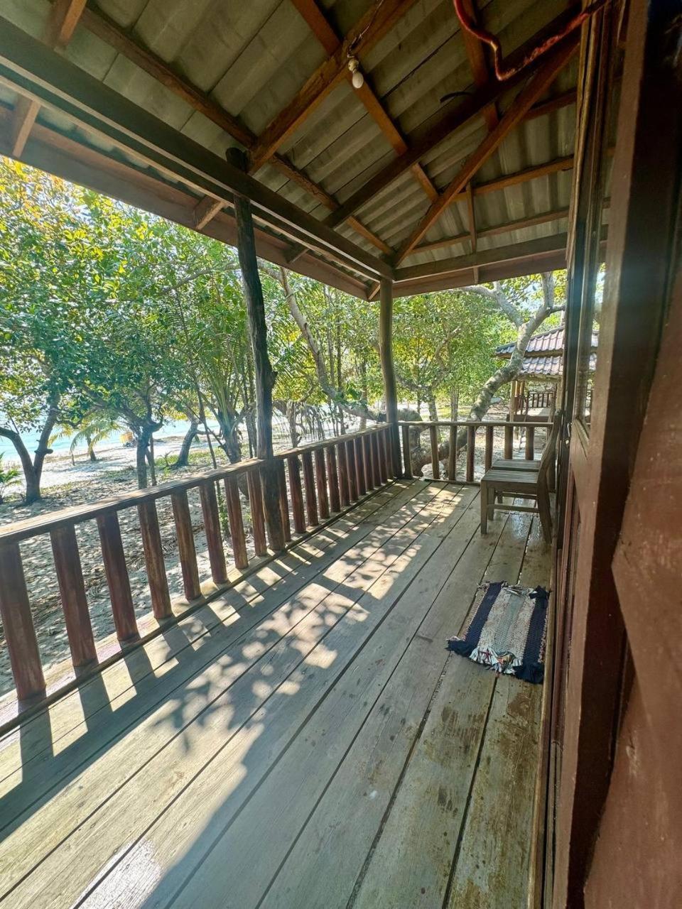 A Pousada Rafikis Koh Rong Island Exterior foto